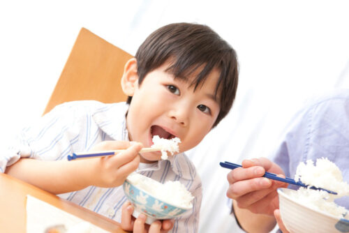子どもの健康に必要な栄養素と目安量とは？大豆由来の栄養補助食品の活用法