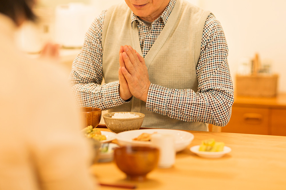 高齢者の食事では栄養バランスを心がける