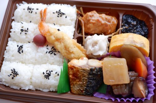 コンビニ弁当の添加物が身体に与える影響とは？健康的な選び方と注意点を解説